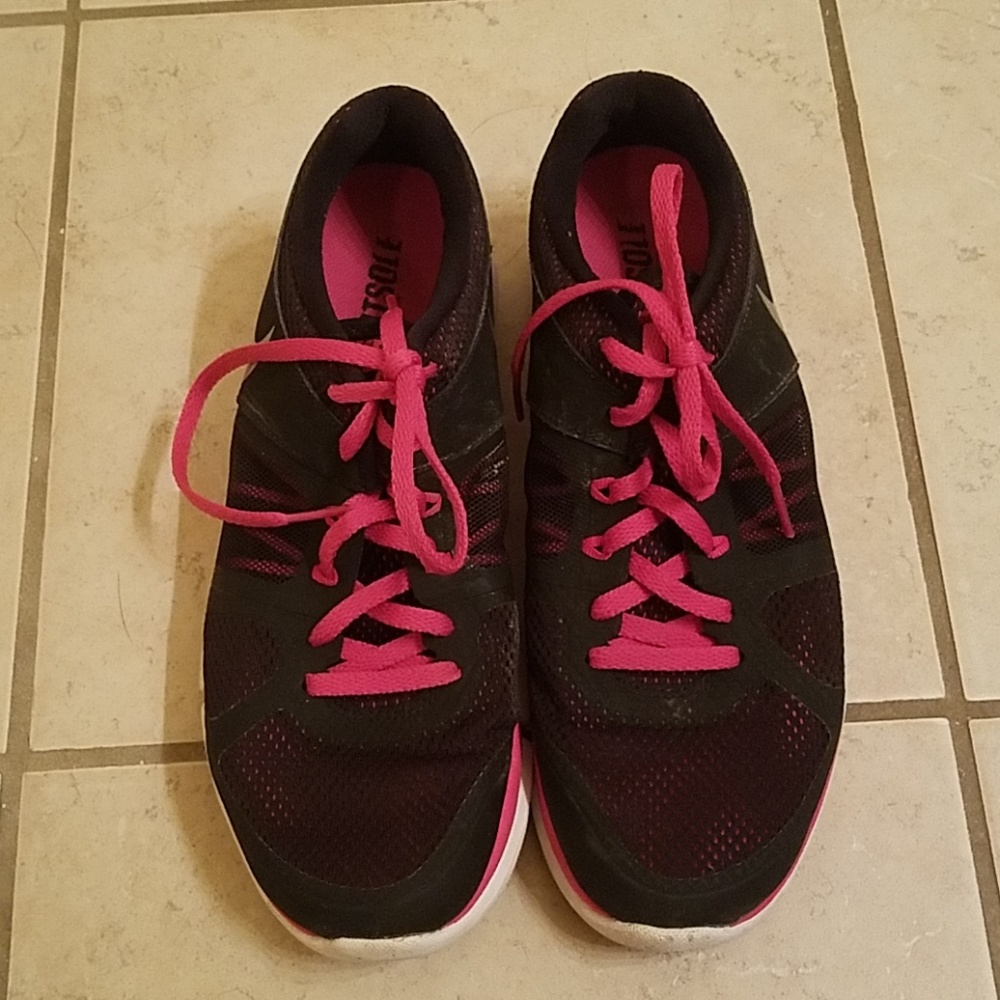 Nike fitsole shoes